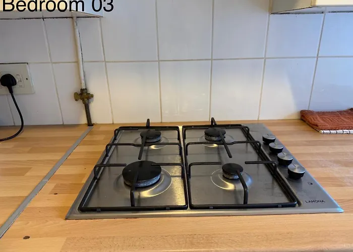 5 Brunswick St - Bedroom 03 Downstairs Penzion